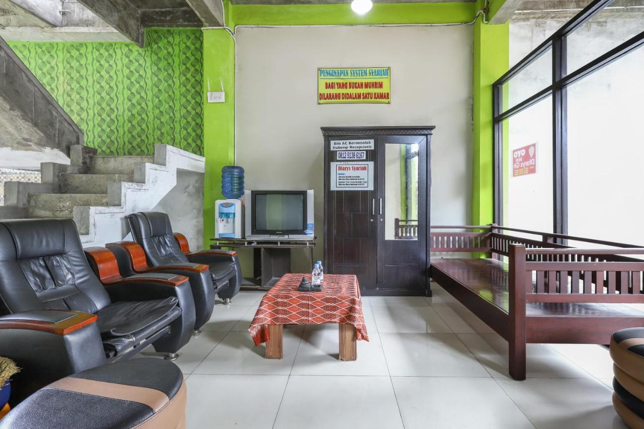 Hotel Oyo 3830 Dfarys Gh Syariah Balikpapan  Exterior foto