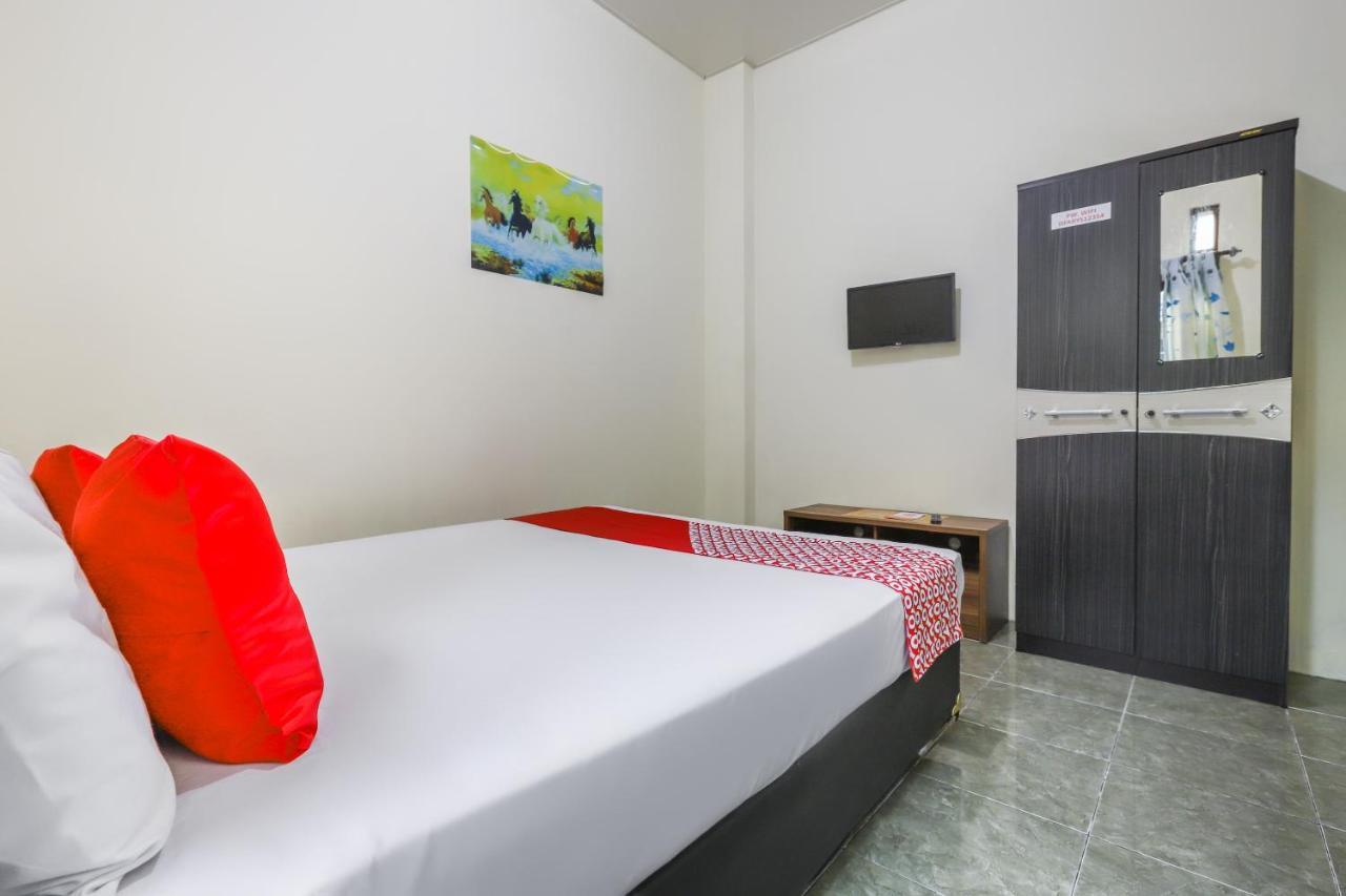 Hotel Oyo 3830 Dfarys Gh Syariah Balikpapan  Exterior foto