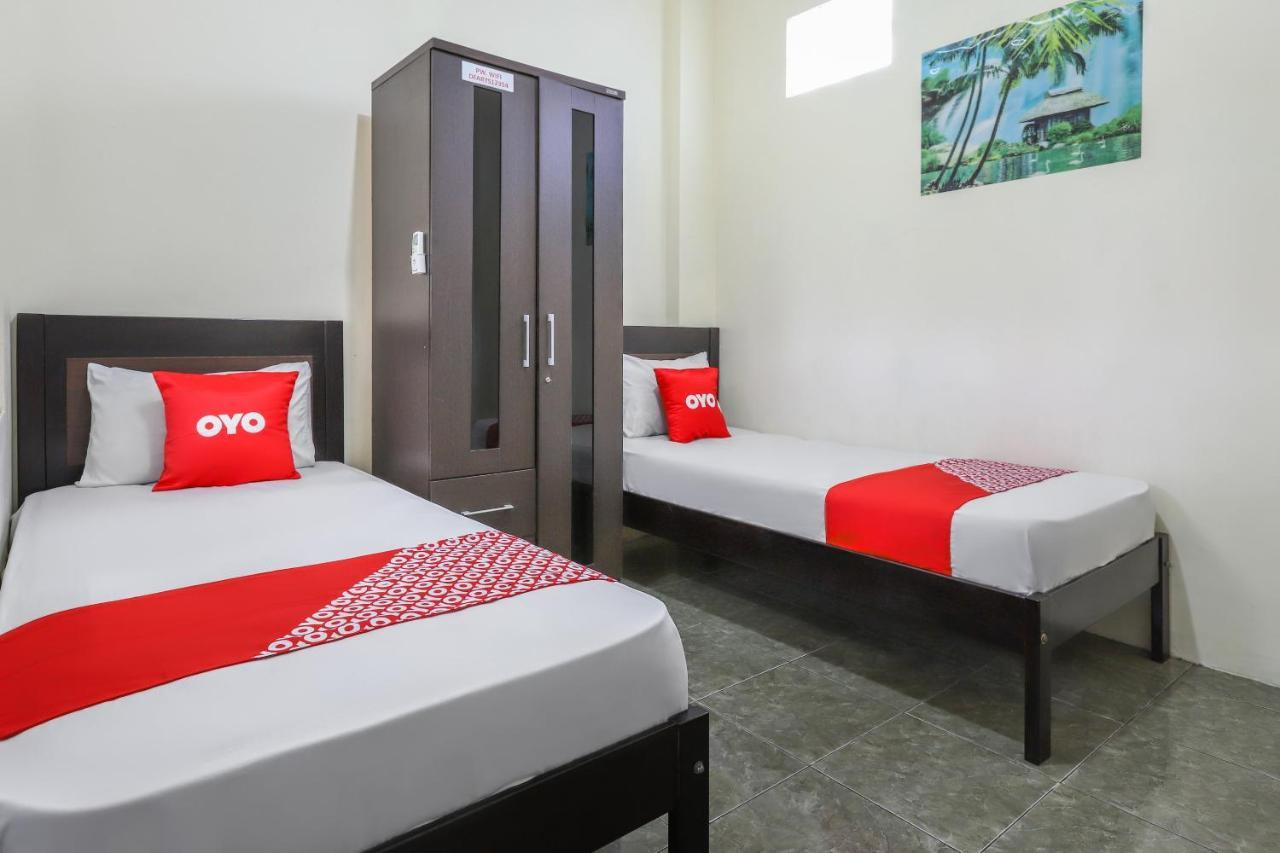 Hotel Oyo 3830 Dfarys Gh Syariah Balikpapan  Exterior foto