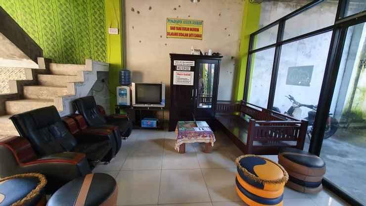 Hotel Oyo 3830 Dfarys Gh Syariah Balikpapan  Exterior foto